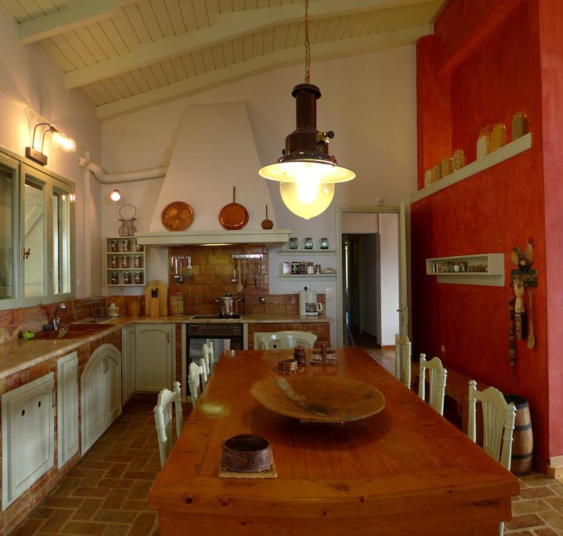 Sea View Villa With 4 Bedrooms - Grecorama Monodhéndrion Quarto foto